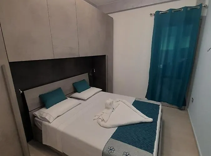 Semesterbostad Sole E Mare Codice Iun R1681 *